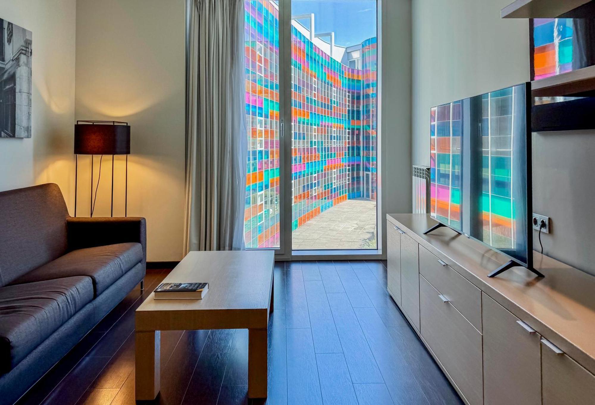 Hotel Jardines De Uleta Suites Vitoria-Gasteiz Kültér fotó