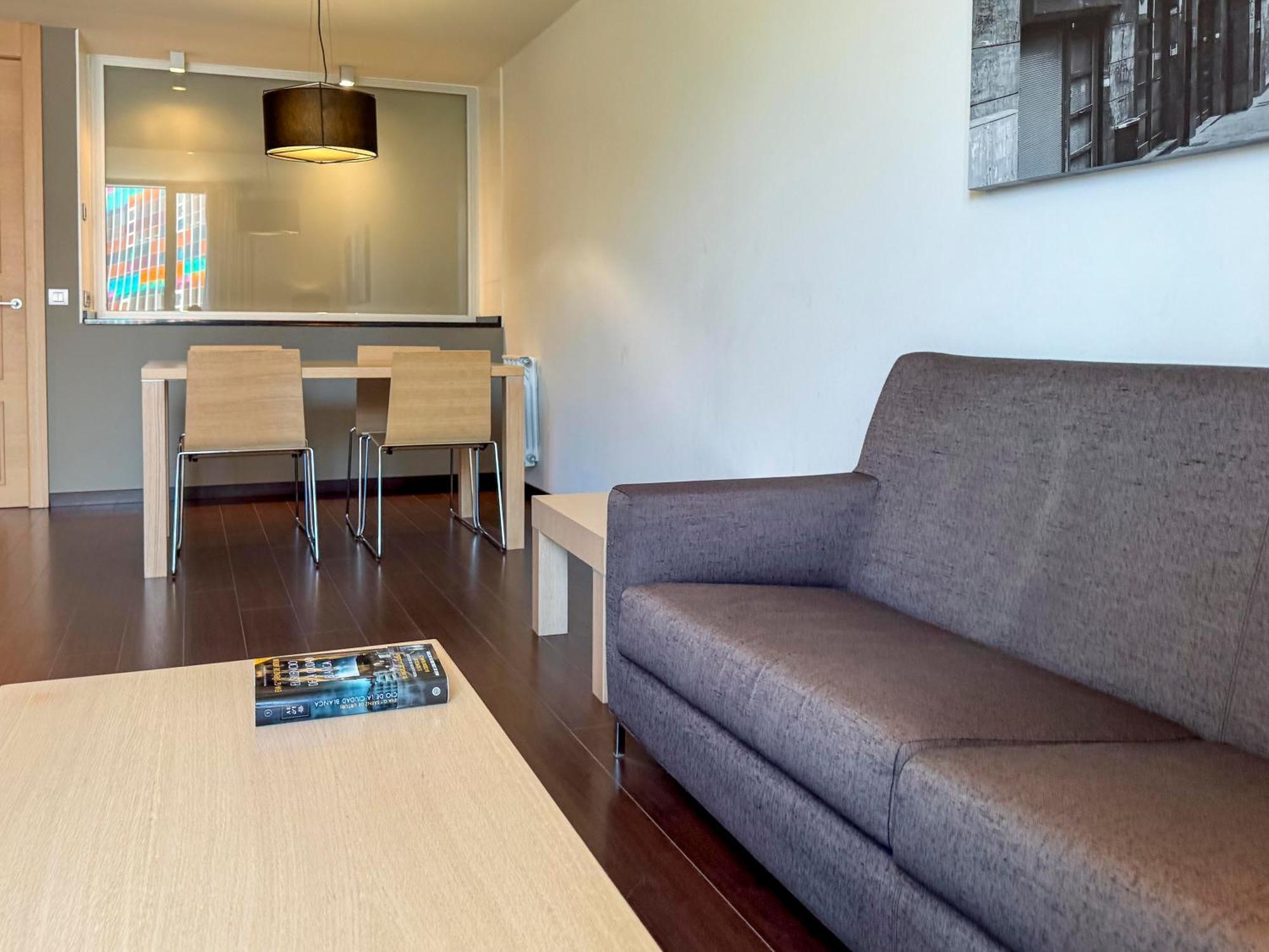 Hotel Jardines De Uleta Suites Vitoria-Gasteiz Kültér fotó