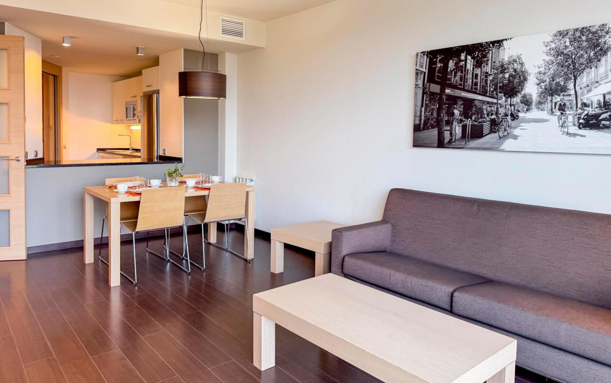 Hotel Jardines De Uleta Suites Vitoria-Gasteiz Kültér fotó