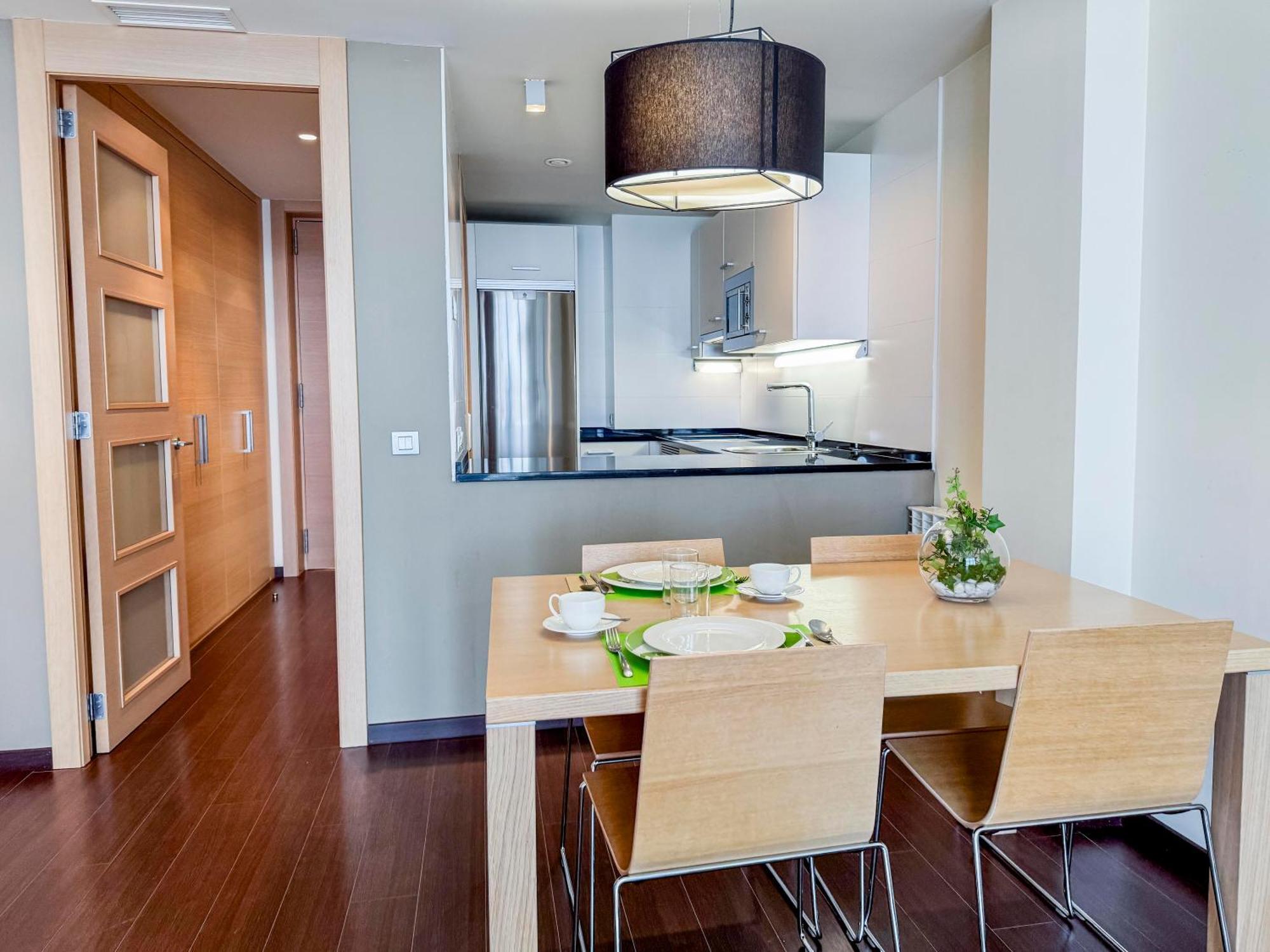 Hotel Jardines De Uleta Suites Vitoria-Gasteiz Kültér fotó